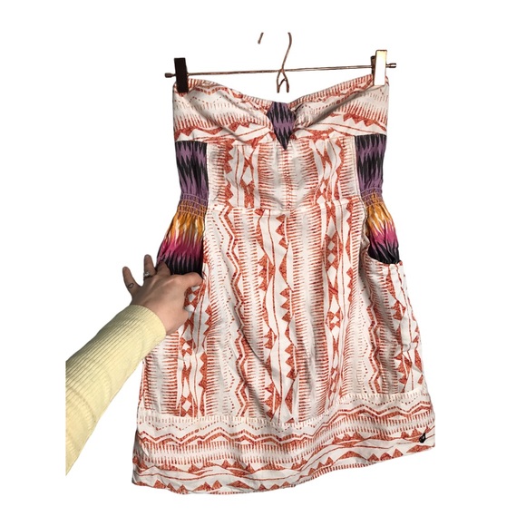 Volcom | Tribal print strapless mini dress with pockets - Picture 3 of 10